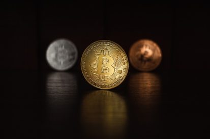 internet computer investing